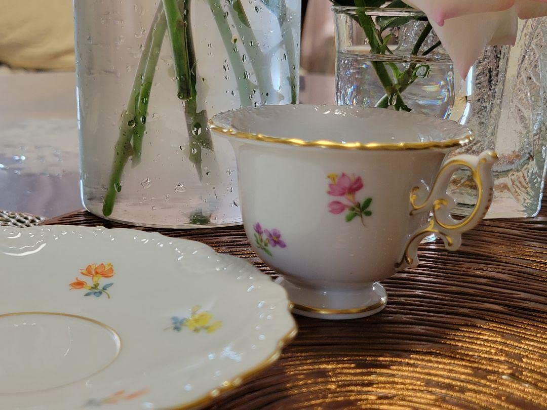 マイセンアンティークデミタス